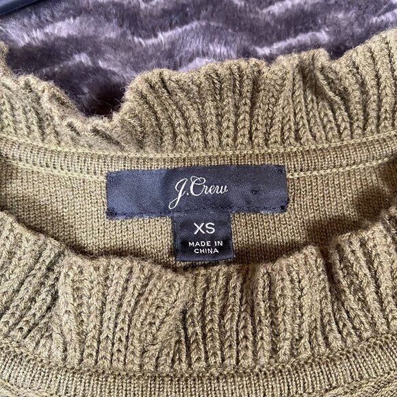 J.Crew Olive Green Ruffle Neck Sweater Ribbed Knit pullover,womens size XS - Picture 5 of 9